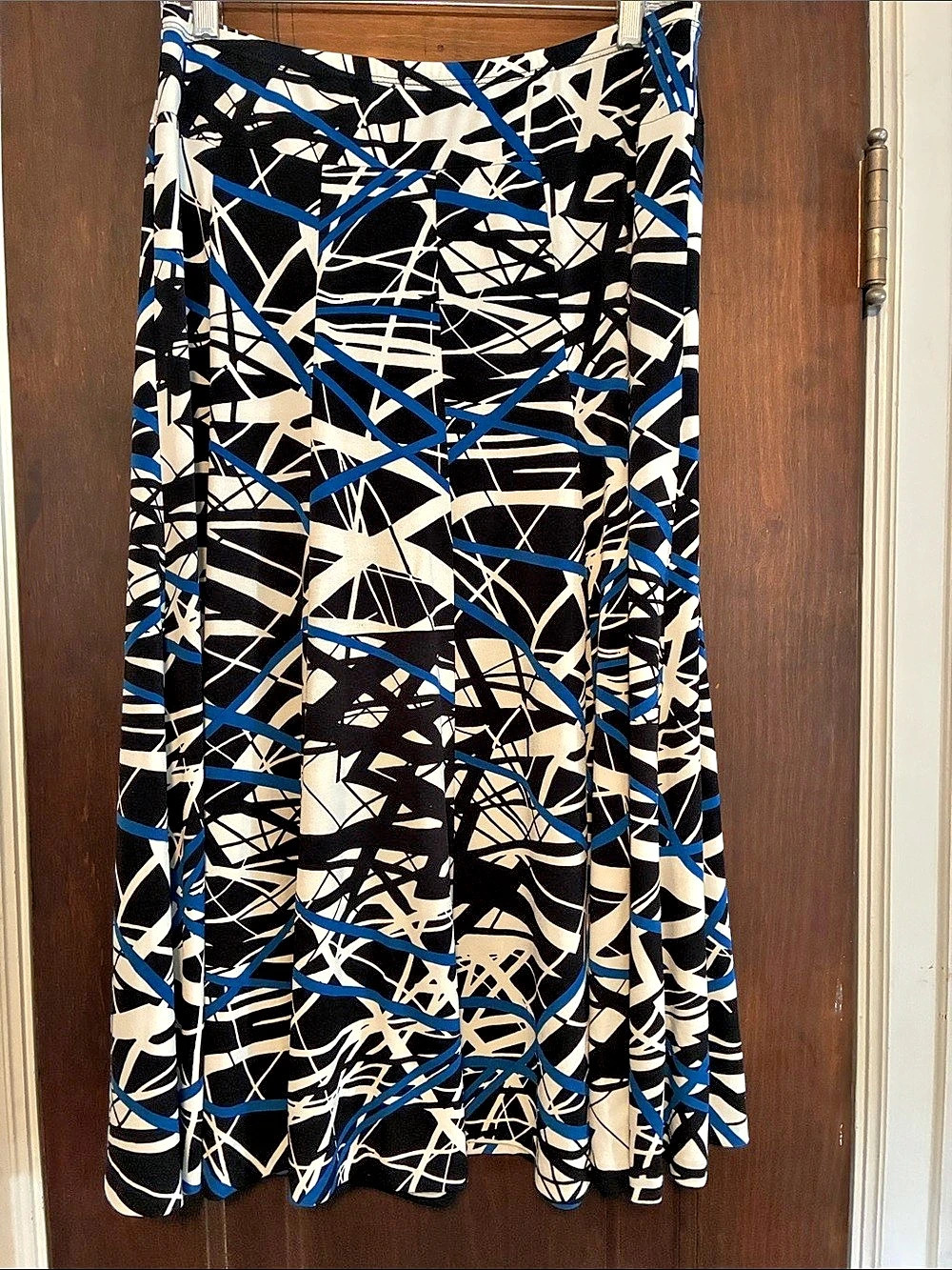 Anne Klein Abstract Midi Skirt in Black, Blue & Cream.  Size Medium